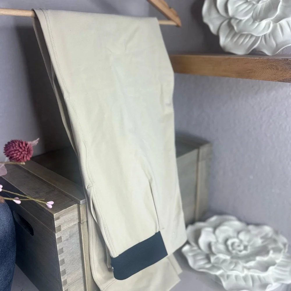 ADAY Beige Ankle-Length Pants - Picture 3 of 5